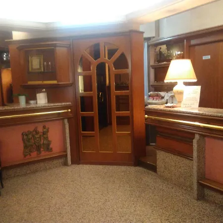 Hotell Elena
